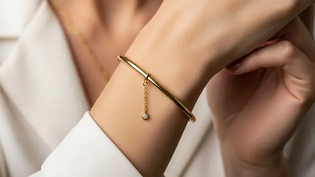 10 Rekomendasi Model Gelang Emas 8 Gram dengan Liontin yang Elegan dan Memukau - Hot berita69.org
