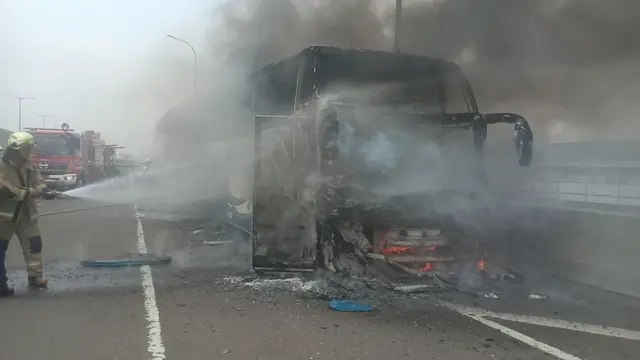 5 Fakta Terkait Kebakaran Bus Pelancongan Berpenumpang 58 Anak TK di Jalan Tol Wiyoto Wiyono - News berita69.org