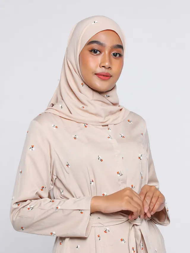 6 Model Gamis Motif Bunga Kecil yang Lagi Ngetren, Kekinian dan Ringan Dipakai - Hot berita69.org