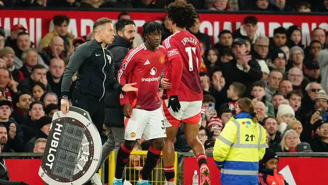 7 Bintang yang Pernah Diejek Suporter Sendiri: Joshua Zirkzee Tidak Sendirian, 2 Eks Manchester United Juga Jadi Korban - Bola berita69.org
