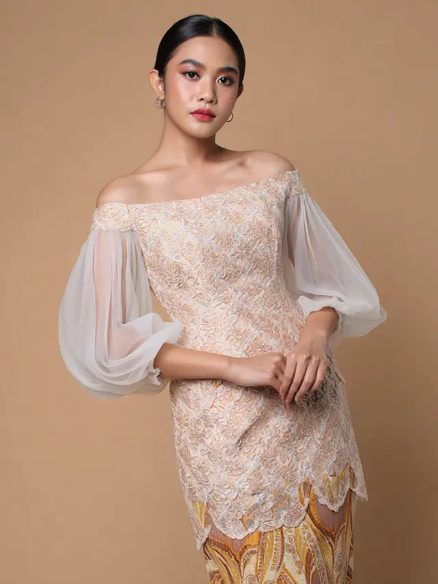 8 Model Batik Kombinasi Brokat Lengan Balon Mewah Terbaru dan Kekinian, Sedang Digemari - Hot berita69.org