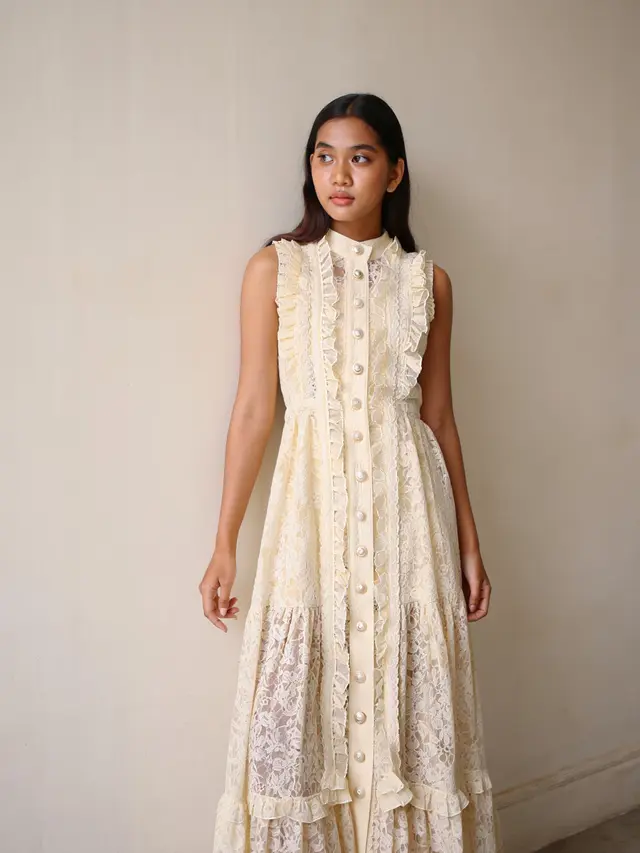 8 Pilihan Dress Brokat dengan Aksen Ruffle Terbaik 2025, Cocok untuk Kondangan hingga Formal Look - Hot berita69.org