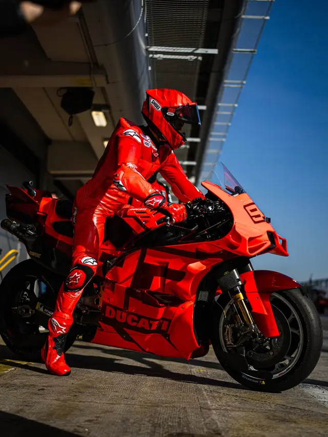 Acungkan Jari Tengah ke Mantan Tim, Ini Penjelasan Marc Marquez - Bola berita69.org