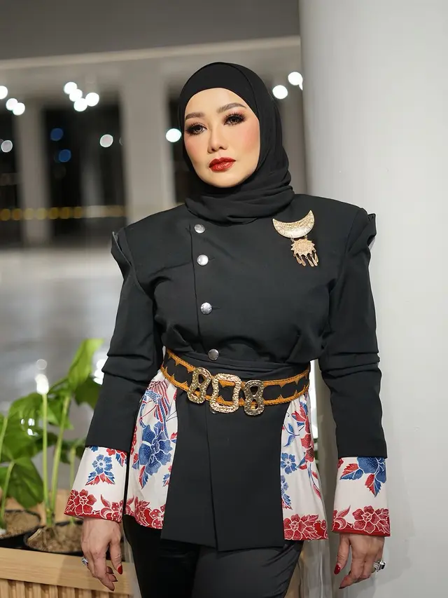 Artis Reza Artamevia Dipolisikan terkait Dugaan Penyamaran dan Perampokan - News berita69.org