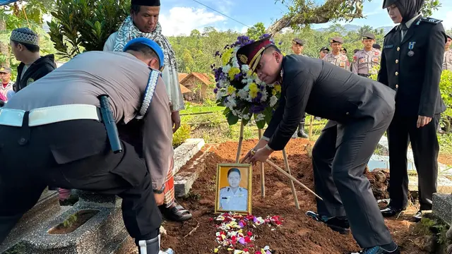 Berkorban Nyawa Selamatkan Wisatawan, Kapolda Jabar: Bripka Anditya Cerminan Nyata Pengabdian Anggota Polri - News berita69.org
