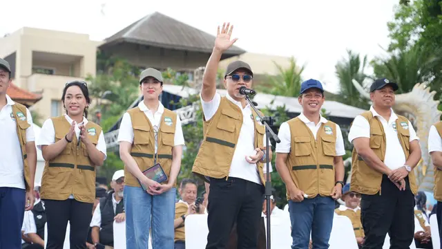 Bersih-bersih Pantai, Zulhas Ingatkan Kelestarian Habitat untuk Jaga Populasi Ikan Konsumsi - News berita69.org