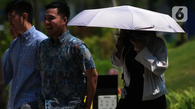 Cuaca Besok Jumat 10 Agustus 2024: Pagi Berawan, Langit Malam Jabodetabek Mayoritas Hujan - News berita69.org