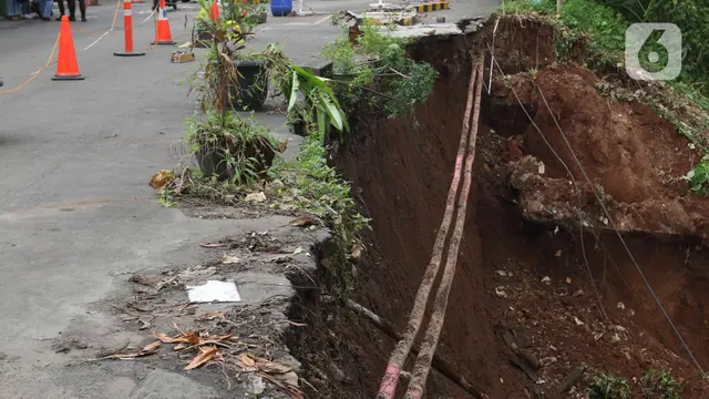 Curah Hujan Tinggi, BPBD Jakarta Minta Wilayah Ini Waspadai Longsor - News berita69.org
