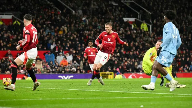Dapat Incaran Baru, Manchester United Harus Tega Melepas Pemain Ini - Bola berita69.org