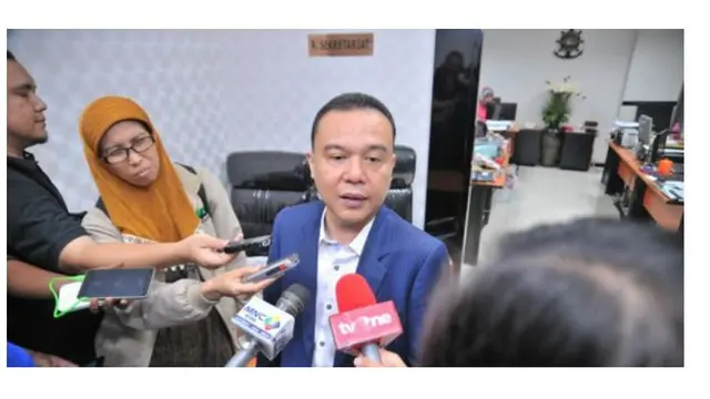 Di Hadapan Keluarga Korban, Pimpinan DPR Janji Akan Kawal Kasus Dini Sera Afrianti - News berita69.org