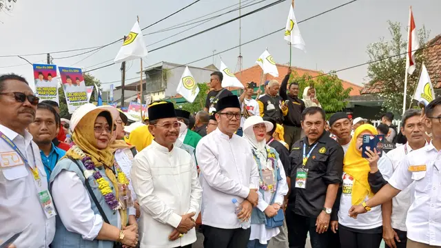 Dikawal Ribuan Massa, Sachrudin-Maryono Daftar Pilkada ke KPU Kota Tangerang - Pemilu berita69.org