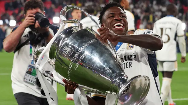 Ditawari Gaji Menggiurkan, Vinicius Ungkap Alasan Tak Mau Tinggalkan Real Madrid Pindah ke Arab Saudi - Bola berita69.org