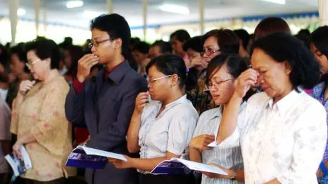 Doa Salam Maria dan Asal Usulnya, Simak Manfaat Penting bagi Umat Katolik - Hot berita69.org