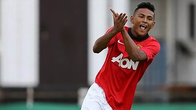 Eks Pemain Manchester United Jadi Korban Pencurian Saat Pindahan Rumah, BMW Baru Raib Dibawa Kabur - Bola berita69.org