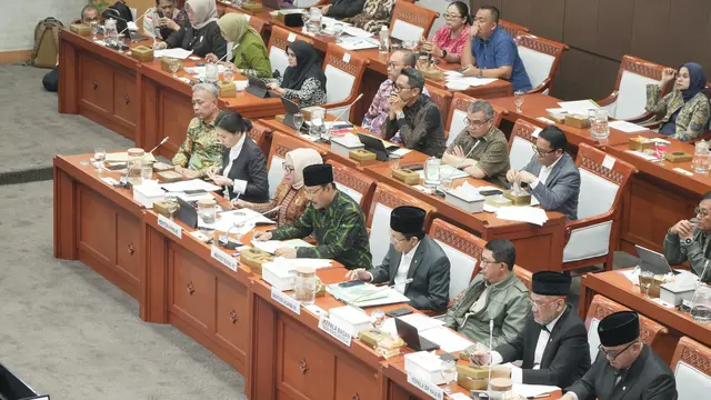 Gus Ipul Paparkan Strategi Bansos Tepat Sasaran dan Guru Rakyat saat Raker dengan DPR - News berita69.org