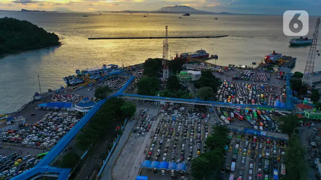 H+3 Natal, 9.745 Kendaraan Menyeberang ke Sumatera via Pelabuhan Merak - News berita69.org