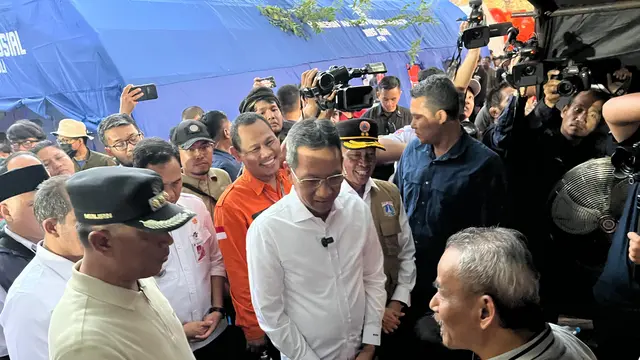 Heru Budi Sebut PT KAI Kurang Responsif Bantu Warga Korban Kebakaran Manggarai di Lahannya - News berita69.org