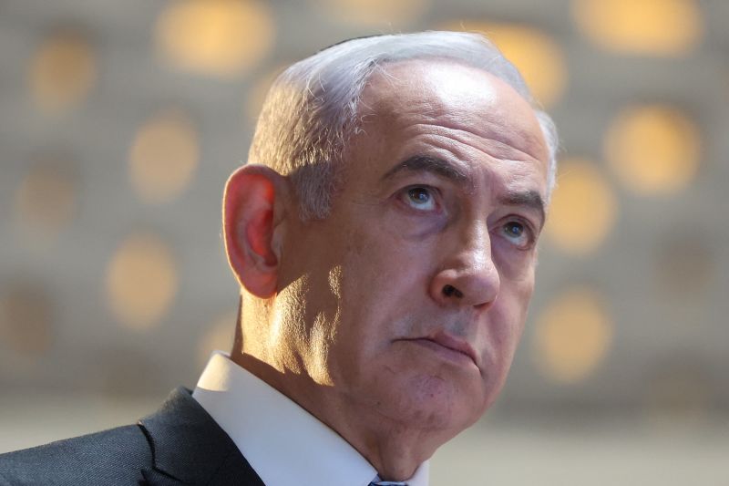 Ajudan Netanyahu membocorkan dokumen rahasia untuk mempengaruhi opini publik tentang negosiasi penyanderaan, kata pengadilan | berita
