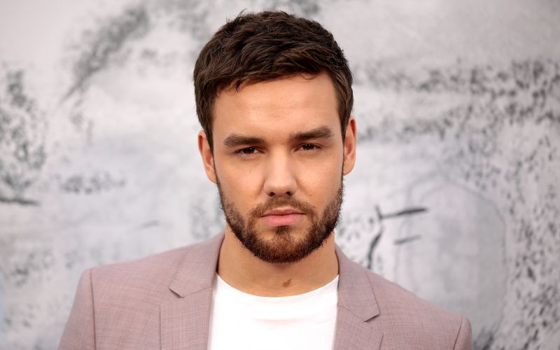 Dengarkan panggilan 911 yang dibuat sebelum Liam Payne terjatuh dari balkon | berita