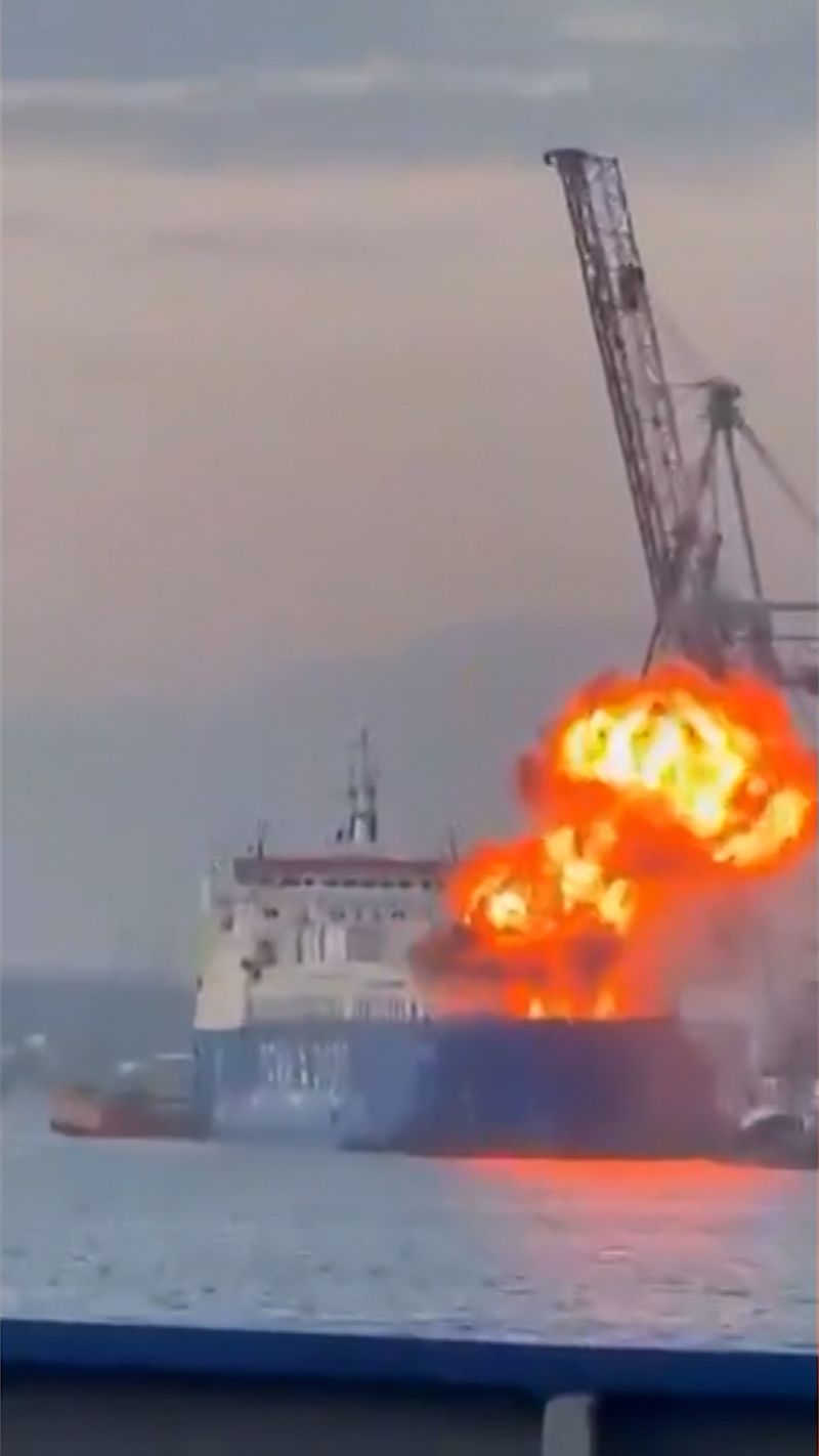 Kapal Turki rusak akibat serangan Rusia di pelabuhan Ukraina | berita