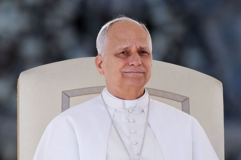 Paus Leo mengadakan pertemuan �mendalam dan menyakitkan� selama berjam-jam dengan para penyintas pelecehan | berita