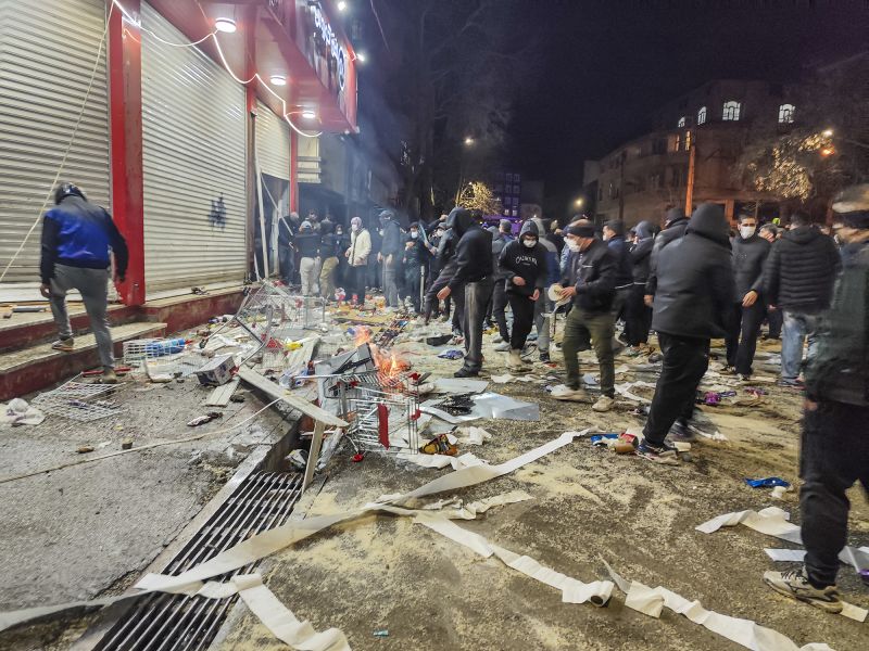 Pembaruan langsung: Ketegangan berkobar di Minneapolis setelah penembakan ICE yang fatal | berita