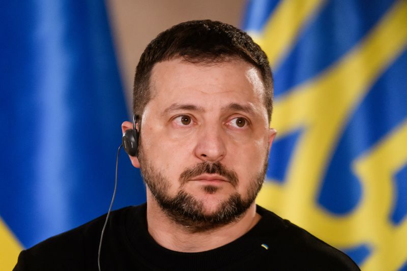 Perang Rusia-Ukraina: Zelensky mengatakan pasukan Rusia mulai menembaki pembangkit listrik tenaga nuklir Zaporizhzhia | berita