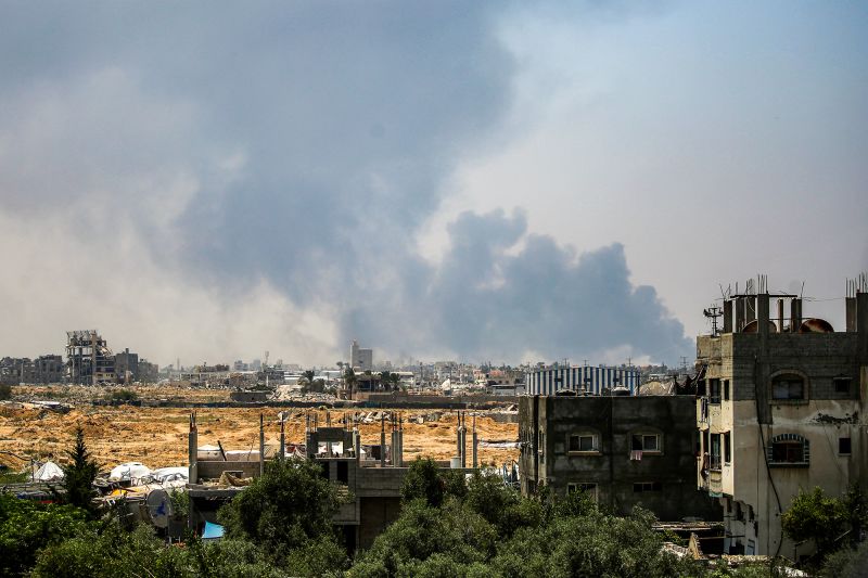 Tank Israel berguling ke kota Gazan Deir al-Balah untuk pertama kalinya sejak perang dimulai | berita