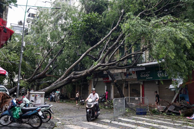Topan Yagi tewaskan puluhan orang di Vietnam, China, Filipina | berita