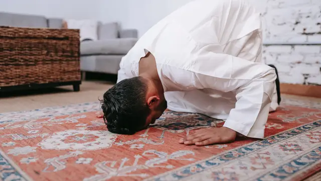 Jadwal Sholat Banyuwangi November 2024, Pahami Pentingnya Menjaga Ketepatan Waktu Ibadah - Hot berita69.org