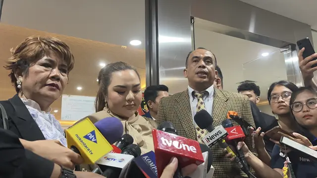 Jalani Tes DNA, Lisa Mariana Akui 'Mellow' Lihat Anaknya Kena Jarum Suntik - News berita69.org