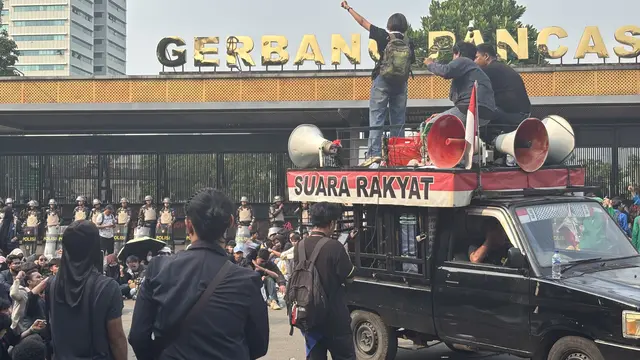 Jejak Rusuh Demo DPR, Pos Polisi Sudah Mulai Kembali Berfungsi dan Beberapa Masih Renovasi - News berita69.org