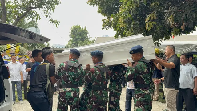 Jenazah Marsma TNI Fajar dalam Peti Putih dan Tangis Keluarga yang Tak Terbendung - News berita69.org
