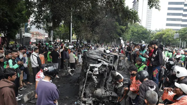 Jenderal Bintang 2 Brimob Minta Maaf Affan Kurniawan Dilindas Rantis, Serahkan Nasib Anak Buah ke Propam - News berita69.org