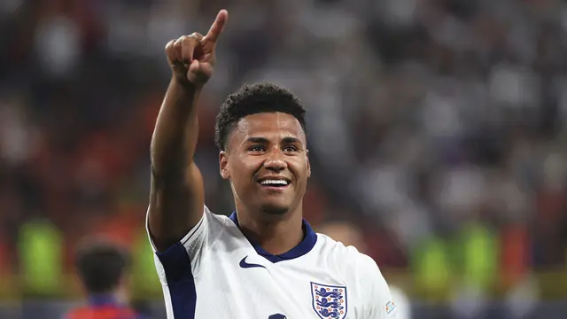 Jika MU Serius, Ollie Watkins Siap Kabur dari Aston Villa - Bola berita69.org