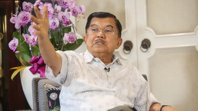 JK Sentil Nadiem Makarim: Tidak Punya Pengalaman Akademik dan Tak Pernah Datang ke Daerah - News berita69.org
