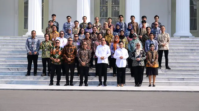 Jokowi dan Iriana Pamitan ke Pegawai Istana Jelang Purna Tugas - News berita69.org