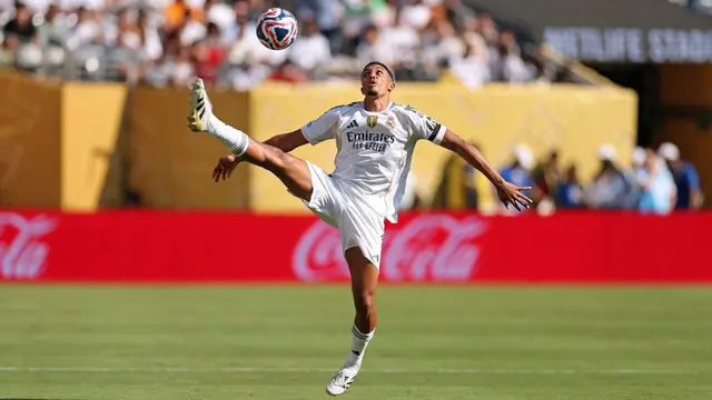 Jumpa di Laga Real Madrid vs Barcelona, Trent Alexander-Arnold Khawatirkan Ini dari Rashford - Bola berita69.org