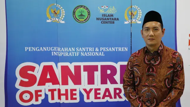 Ketua KPI Ubaidillah Raih Penghargaan Santri Inspiratif 2024 - News berita69.org