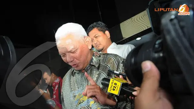 KPK Geledah Rumah Mantan Gubernur Kaltim, Awang Faroek Ishak - News berita69.org
