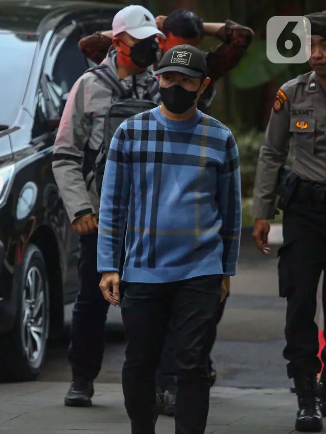 KPK Kembali Tangkap 1 Orang Terkait OTT Pj Wali Kota Pekanbaru, Total 9 Diamankan - News berita69.org