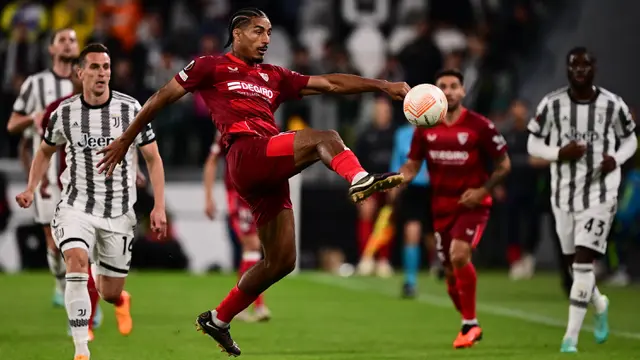 Liverpool Siap Comot Jagoan Prancis dari Sevilla untuk Gantikan Virgil van Dijk - Bola berita69.org