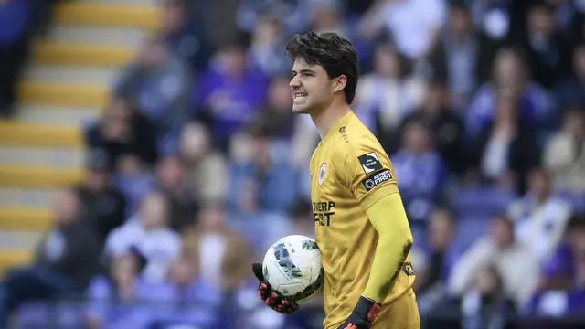 Manchester United Datangkan Senne Lammens dari Royal Antwerp, Kiper yang Musim Lalu Kebobolan 52 Kali di Liga Belgia - Bola berita69.org