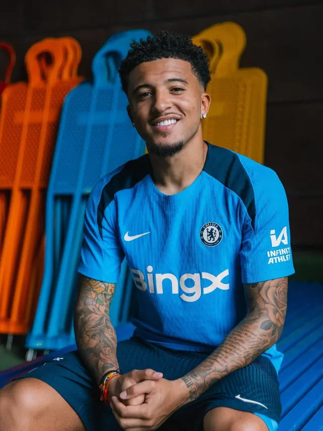 Manchester United Masukkan Klausul Unik dalam Peminjaman Jadon Sancho ke Chelsea - Bola berita69.org