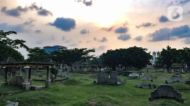 Marak Bangunan Liar di Pemakaman Kebon Nanas: 730 Orang Tinggal âdi Atasâ Kuburan Tua - News berita69.org