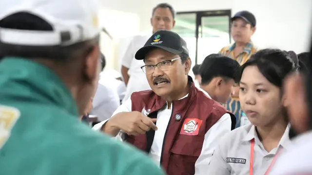 Mensos Pastikan Sekolah Rakyat Tetap Berjalan Meski Ada Guru dan Siswa Mundur - News berita69.org