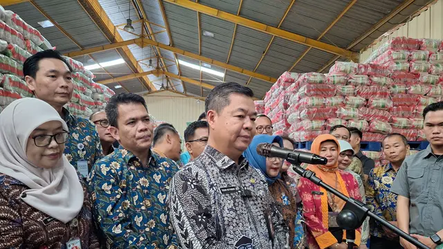 Meski Harga Naik, Pj Gubernur Jakarta Pastikan Stok Bahan Pokok Jelang Nataru - News berita69.org