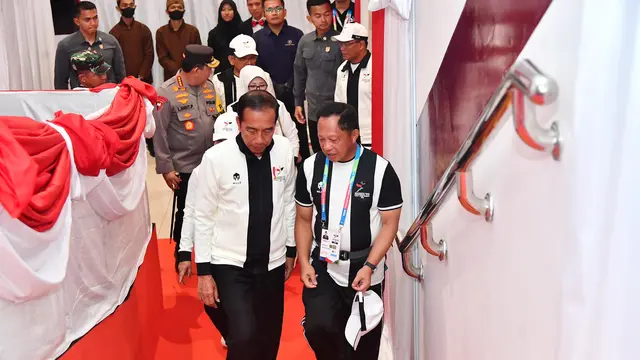 Momen Mendagri Tito Dampingi Jokowi Buka Peparnas XVII 2024 di Solo - News berita69.org