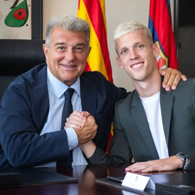 Nasib Dani Olmo Terkatung-Katung, Manchester United Siap Bantu Barcelona - Bola berita69.org