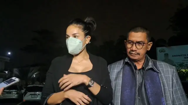 Nikita Mirzani Tak Menyangka Anaknya Berontak saat Dijemput untuk Visum - News berita69.org